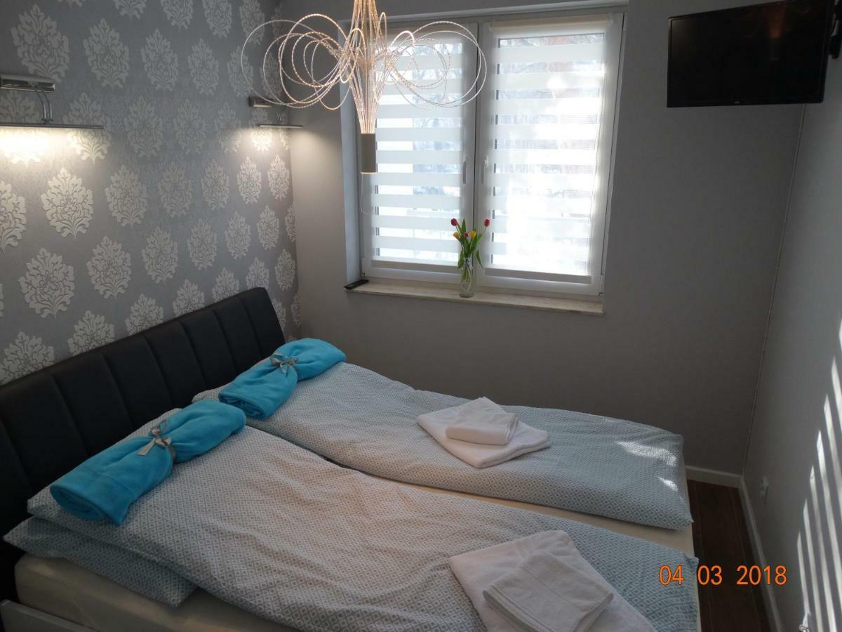 Apartament Dwie Sosny อุสตรอเนียมอร์สเกีย ภายนอก รูปภาพ